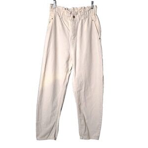 Zara‎ Paperbag Waist Jeans Clean Girl 6 Cream Off-White High Rise Tapered Leg